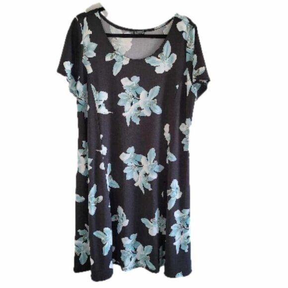 Plus size Clientele Black dress with green floral design. EUC - Picture 1 of 7